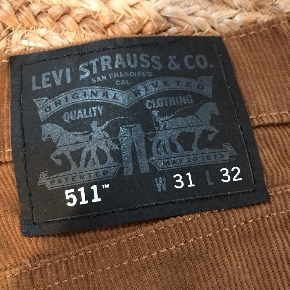 ▪️LEVIS Lightweight Corduroy Pants - Picture 8 of 12
